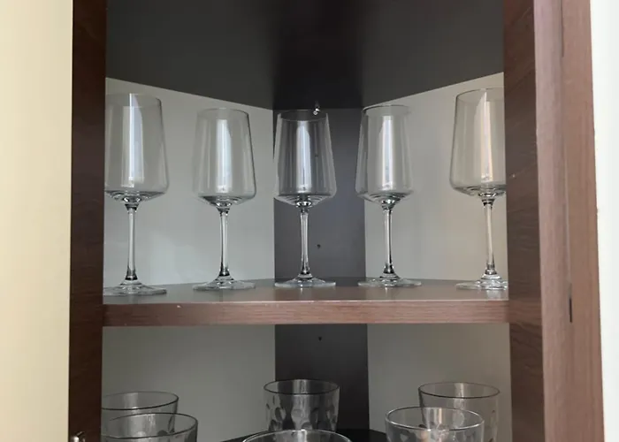 Austrian Designed Close To Centre * וינה